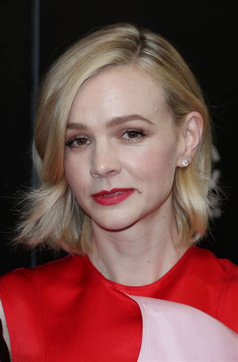 actress mulligan|carey mulligan looks like.